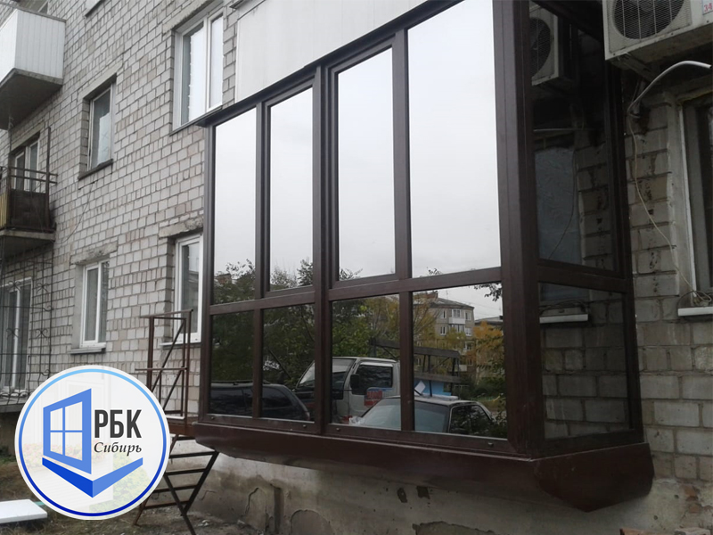 Французское панорамное остекление балкона